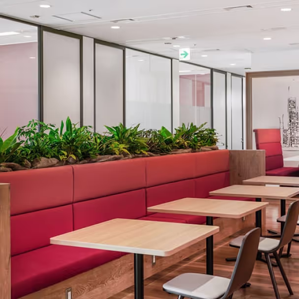 ビジネスラウンジ